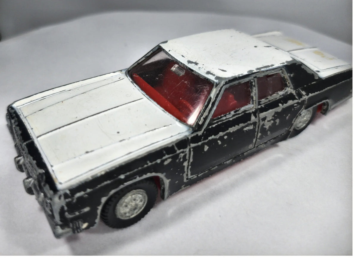 Plymouth Gran Fury Dinky Toys '80 Biały 1:40 Made in England – zdjęcie 2