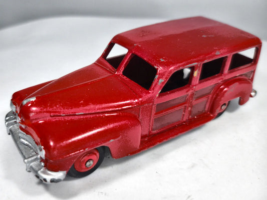 Plymouth Estate Car "Woody" wagon Dinky Toys '50 Czerw 1:43 Made in England – zdjęcie 2