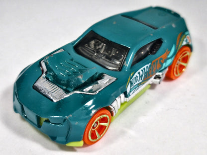 TWINDUCTION Hot Wheels 2010 Zielony 1:64 – zdjęcie 2