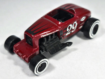 MAX STEEL #29 Hot Wheels 2021 Bordowy 1:64 – zdjęcie 2