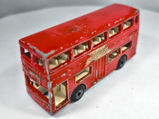 "THE LONDONER", Matchbox 1972, Made in England Die cast NO.17 Czerwony 1:85 – zdjęcie 2