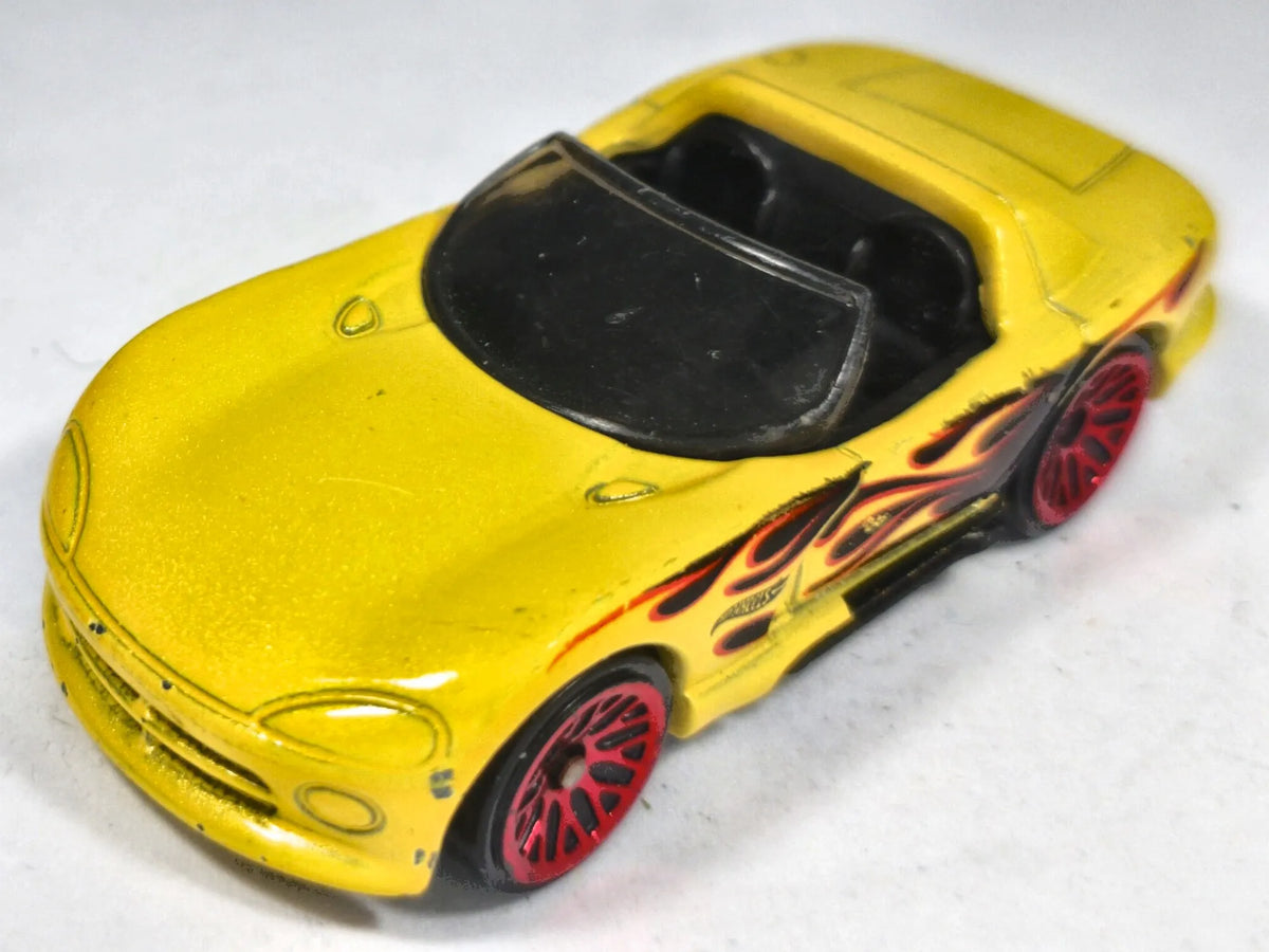 Dodge Viper Hot Wheels 2016 Mainline 1:64 Luzak Żółty – zdjęcie 2