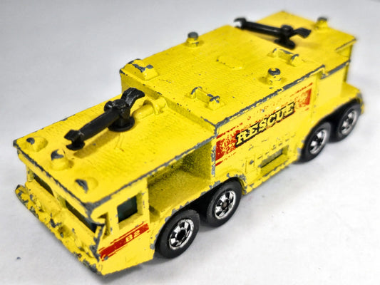 Wóz strażacki AIRPORT RESCUE Hot Wheels 1979 Żółty 1:64 2xMetal – zdjęcie 2