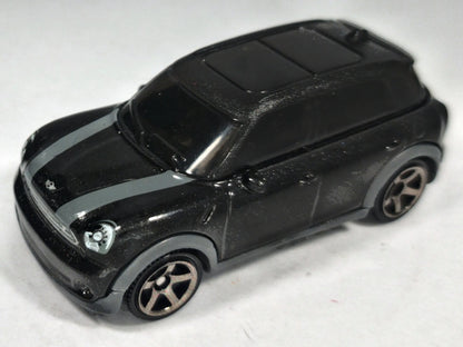 2011 Mini Cooper Countryman Matchbox 2018 Czarny 1:58 – zdjęcie 2