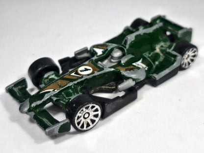 Formuła F1 Racer Hot Wheels 2011 Zielony 1:64 – zdjęcie 2