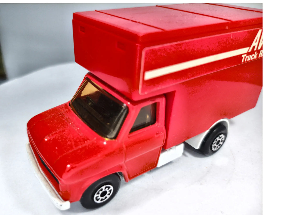 Ford 27 Series Matchbox 1977 Czerwony 1:43 Made in England AVIS – zdjęcie 2