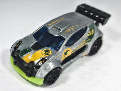 Fast 4Wd Hot Wheels 2013 Fast & Furious 1:64 8 Luzak Srebrny – zdjęcie 2