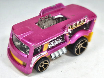 Chill Mill Hot Wheels 1999 2000 First Editions 1:64 Luzak Różowy – zdjęcie 2