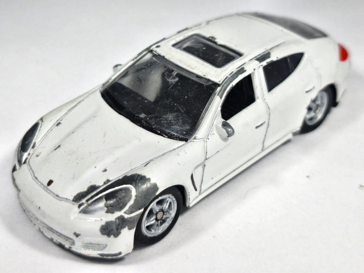 PORSCHE PANAMERA S Welly Biały 1:63 – zdjęcie 2