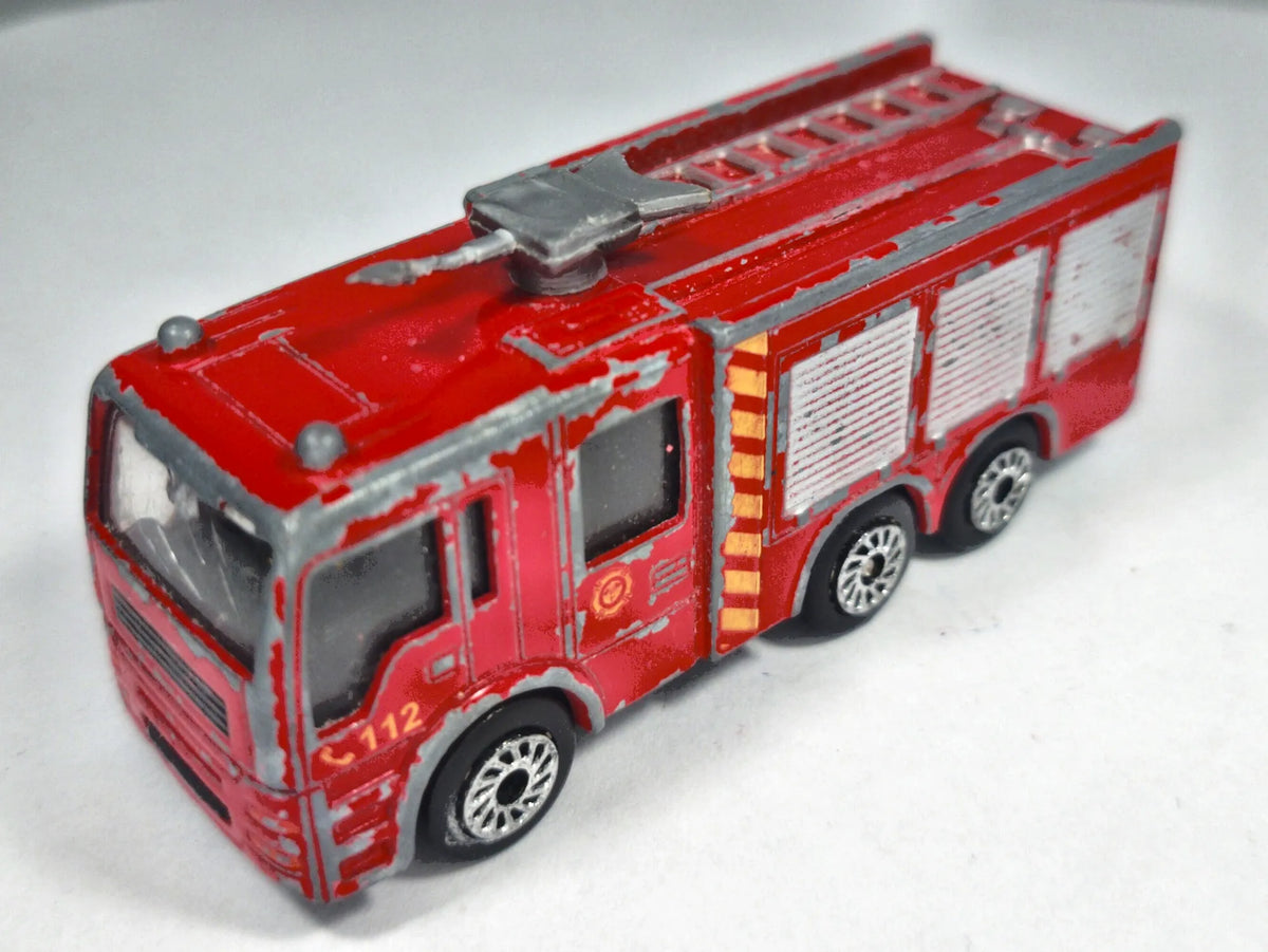 WÓZ STRAŻACKI #112, Straż pożarna, Die cast M2, Czerwony, 1:87, Resoraki – zdjęcie 2