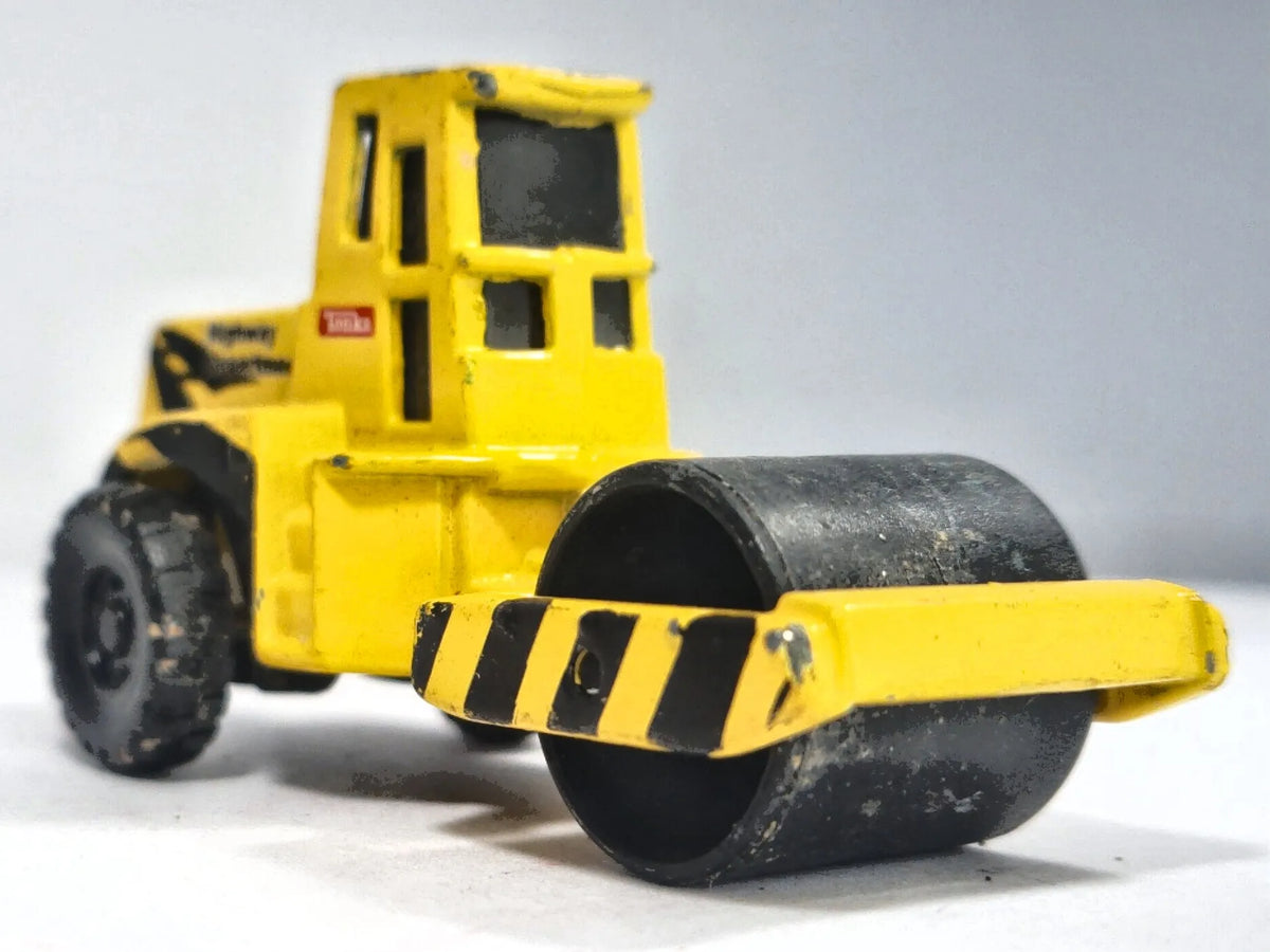 PAVEMENT ROLLER, Walec drogowy, Maisto (Tonka) 2005, Die cast, Żółty 1:64 – zdjęcie 9