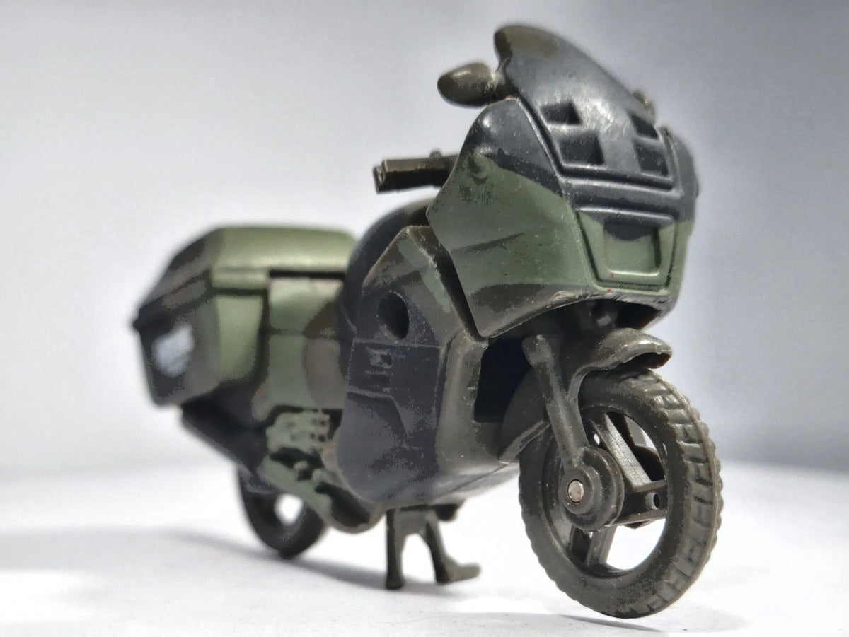 MOTOCYKL WOJSKOWY BMW R 1200 RT, Hasbro, N5885, Zielony, 1:18, Resoraki – zdjęcie 9