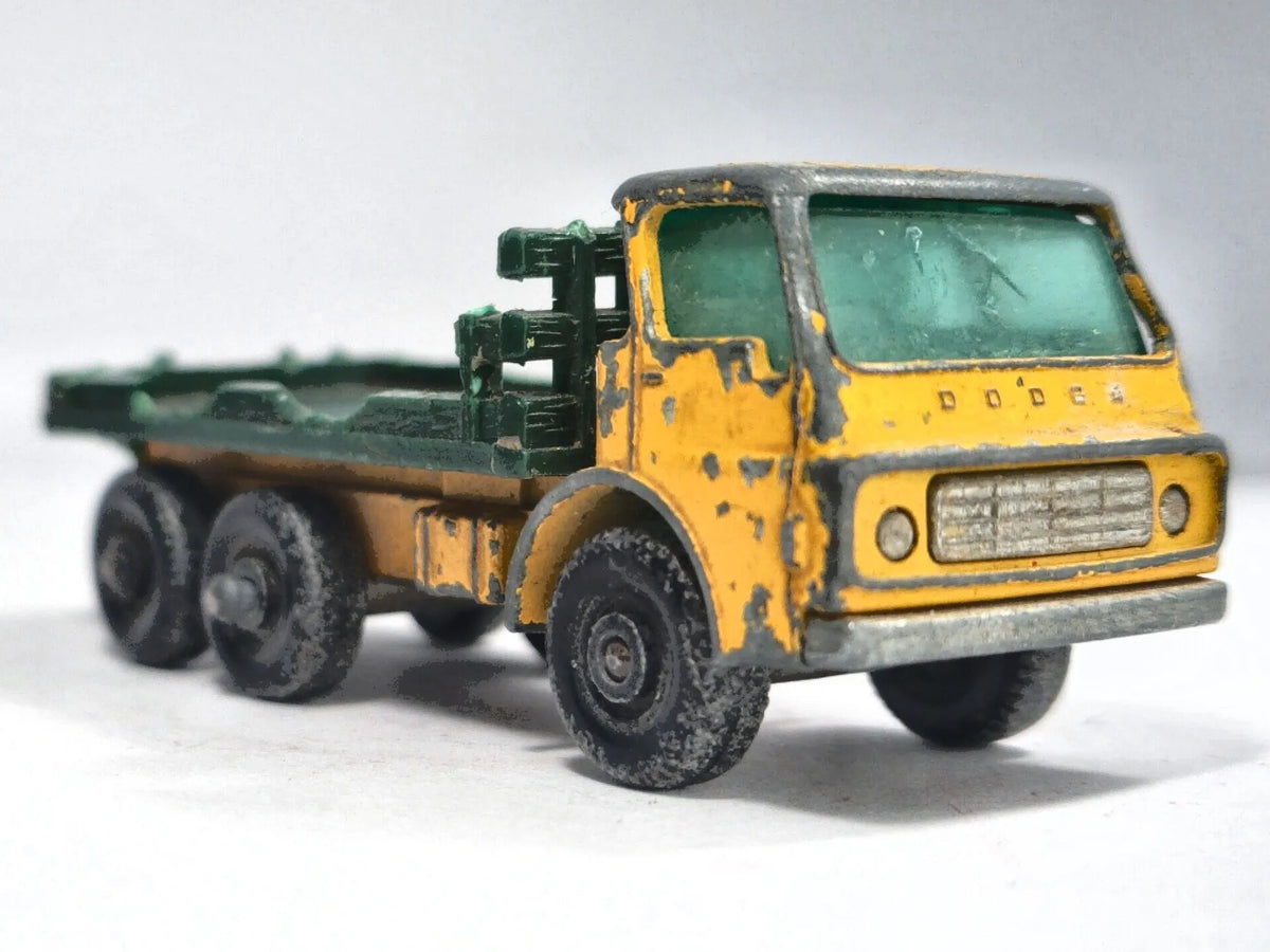 DODGE STAKE TRUCK, Matchbox, Made in England, Die cast, Żółty 1:87 Resoraki – zdjęcie 9