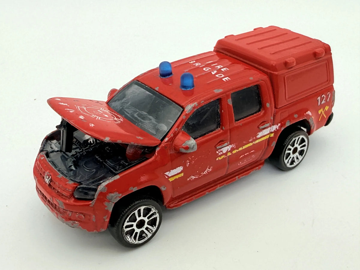 Volkswagen Amarok Czerwony 1:64 – zdjęcie 8