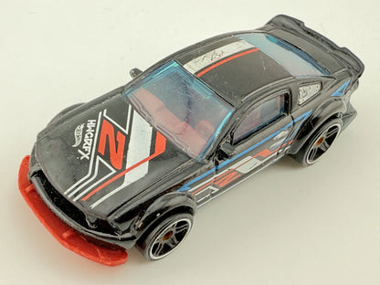 2005 FORD MUSTANG, Hot Wheels 2015, Die cast 1 NL, Czarny, 1:64, Resoraki – zdjęcie 8