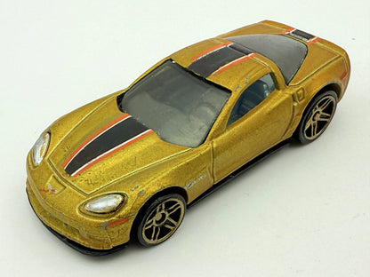 Corvette Z06 Hot Wheels Złoty 1:64 – zdjęcie 8