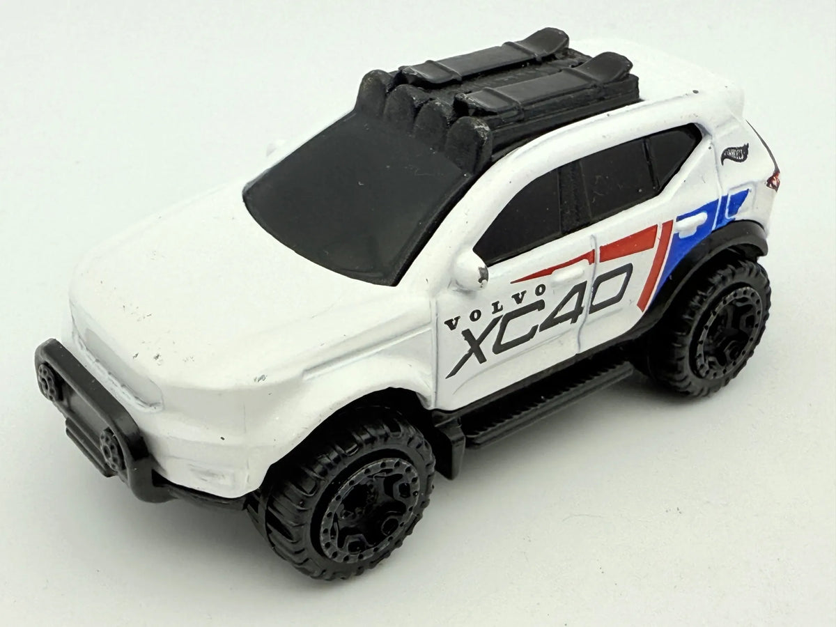 VOLVO Xc40 Hot Wheels 2022 Biały 1:59 Suv – zdjęcie 8