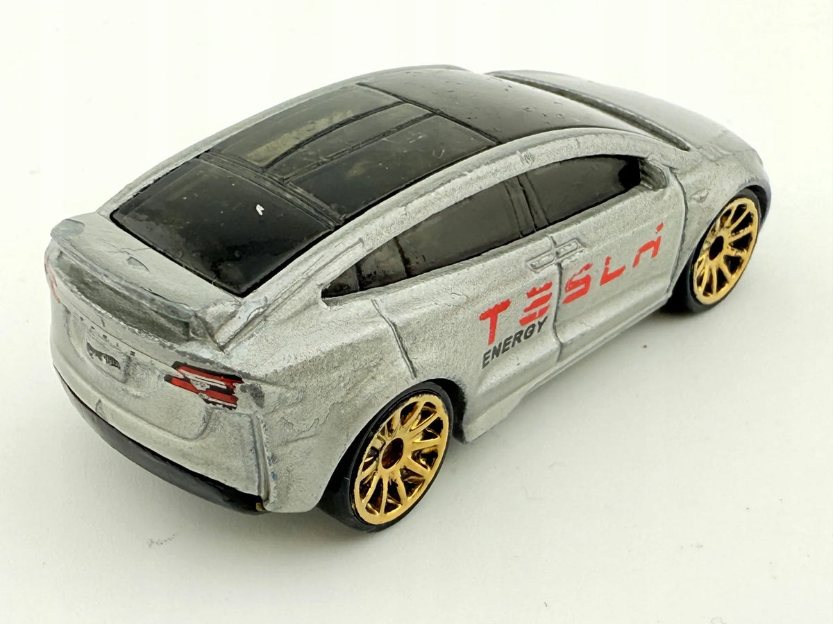 Tesla Model X Mainline Hot Wheels 2018 Srebrny 1:64 – zdjęcie 8