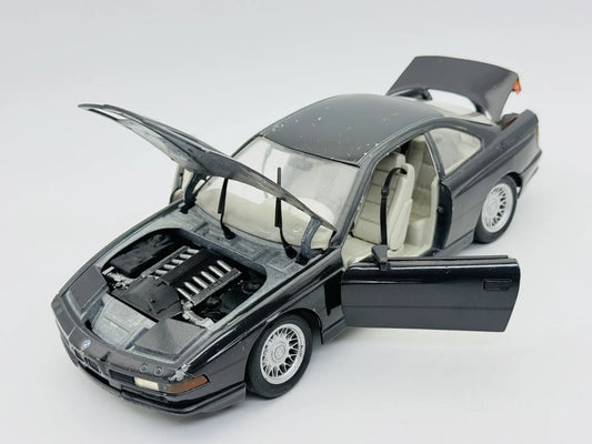 BMW 850I Maisto 1:18 Luzak Czarny