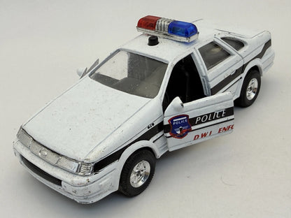 SHOWCASTS FORD TAURUS POLICE POLICJA Welly Biały 1:30 – zdjęcie 9