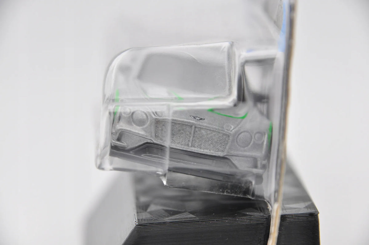 Bentley Continental Gt3 Mainline Hot Wheels 2015 Srebrny 1:64 – zdjęcie 8