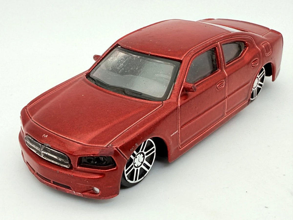 2006 Dodge Charger Bburago Czerwona 1:43 – zdjęcie 8