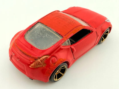 Nissan 370Z Hot Wheels Czerwony 1:64 – zdjęcie 8
