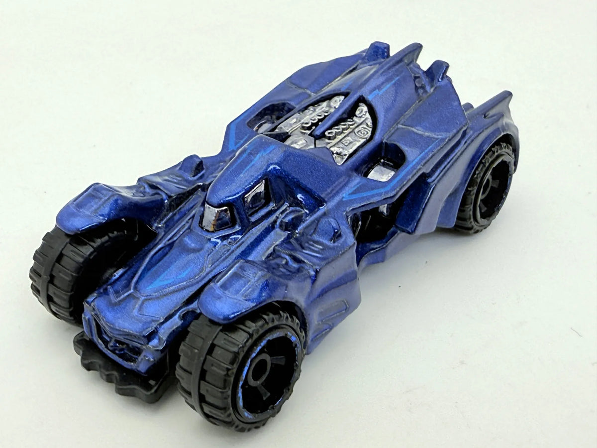 Batmobile Hot Wheels Niebieski 1:64 – zdjęcie 8