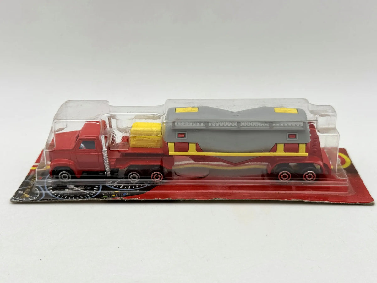 Ciężarówka CIĄGNIK SIODŁOWY CYSTERNA Serie 200 Majorette '90 Czerwony 1:86 – zdjęcie 7