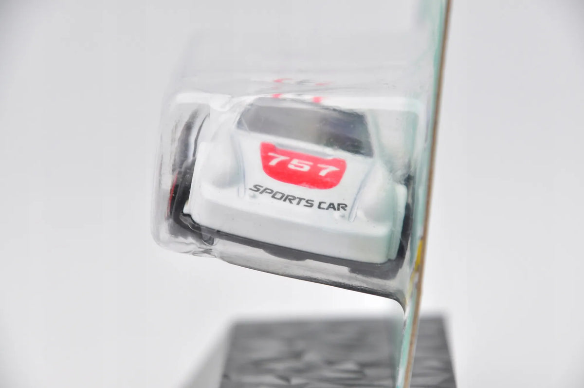 Sports Car 757 Champion Biały 1:64 – zdjęcie 8