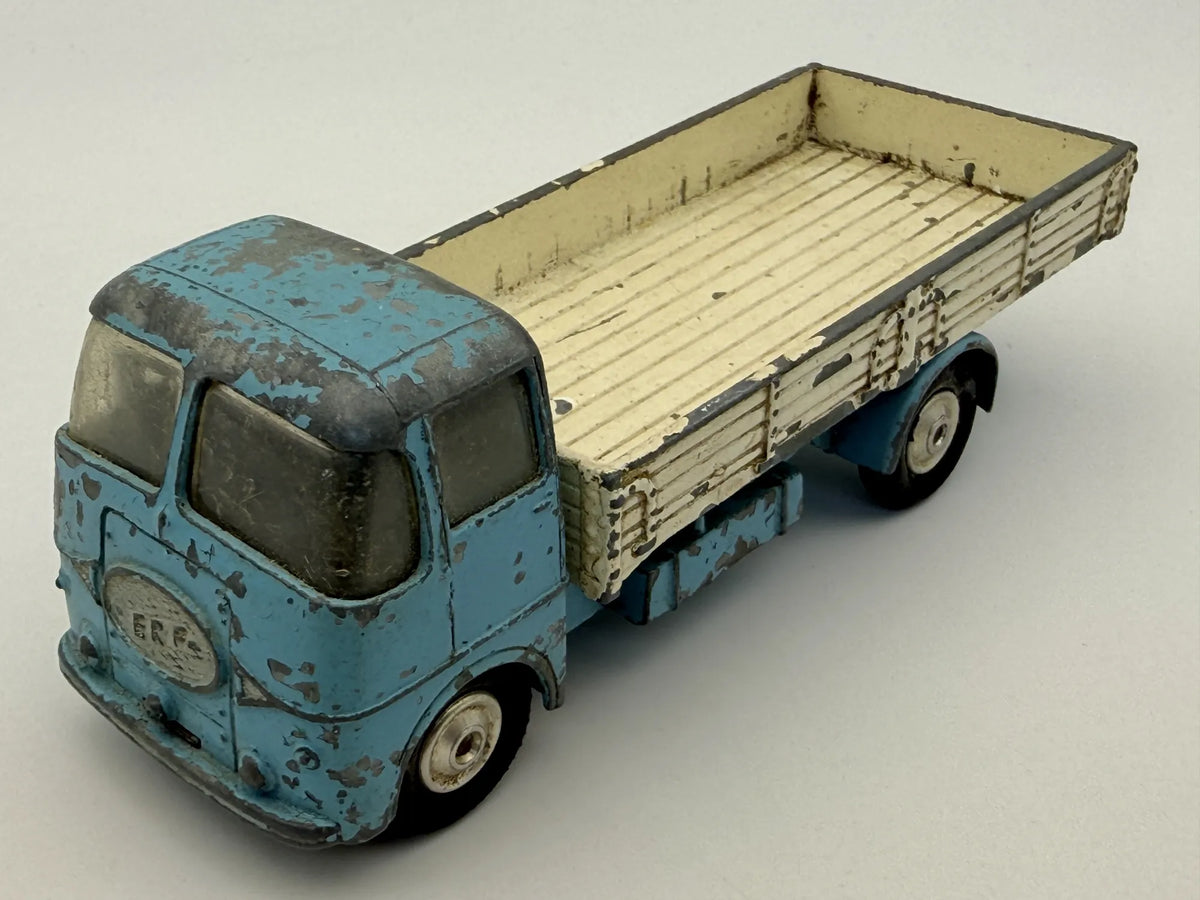 Ciężarówka E.R.F MODEL 44 G Corgi 1962 Niebieski 1:43 Made in Great Britain – zdjęcie 8