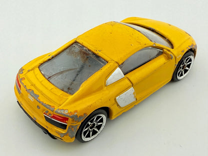 Audi R8 Audi Żółty 1:64 – zdjęcie 8