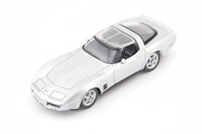 1982 Chevrolet Corvette Welly Srebrna 1:60 – zdjęcie 8