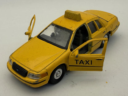 FORD 1999 CROWN VICTORIA TAXI WELLY 1999 ŻÓŁTY 1:29 – zdjęcie 8