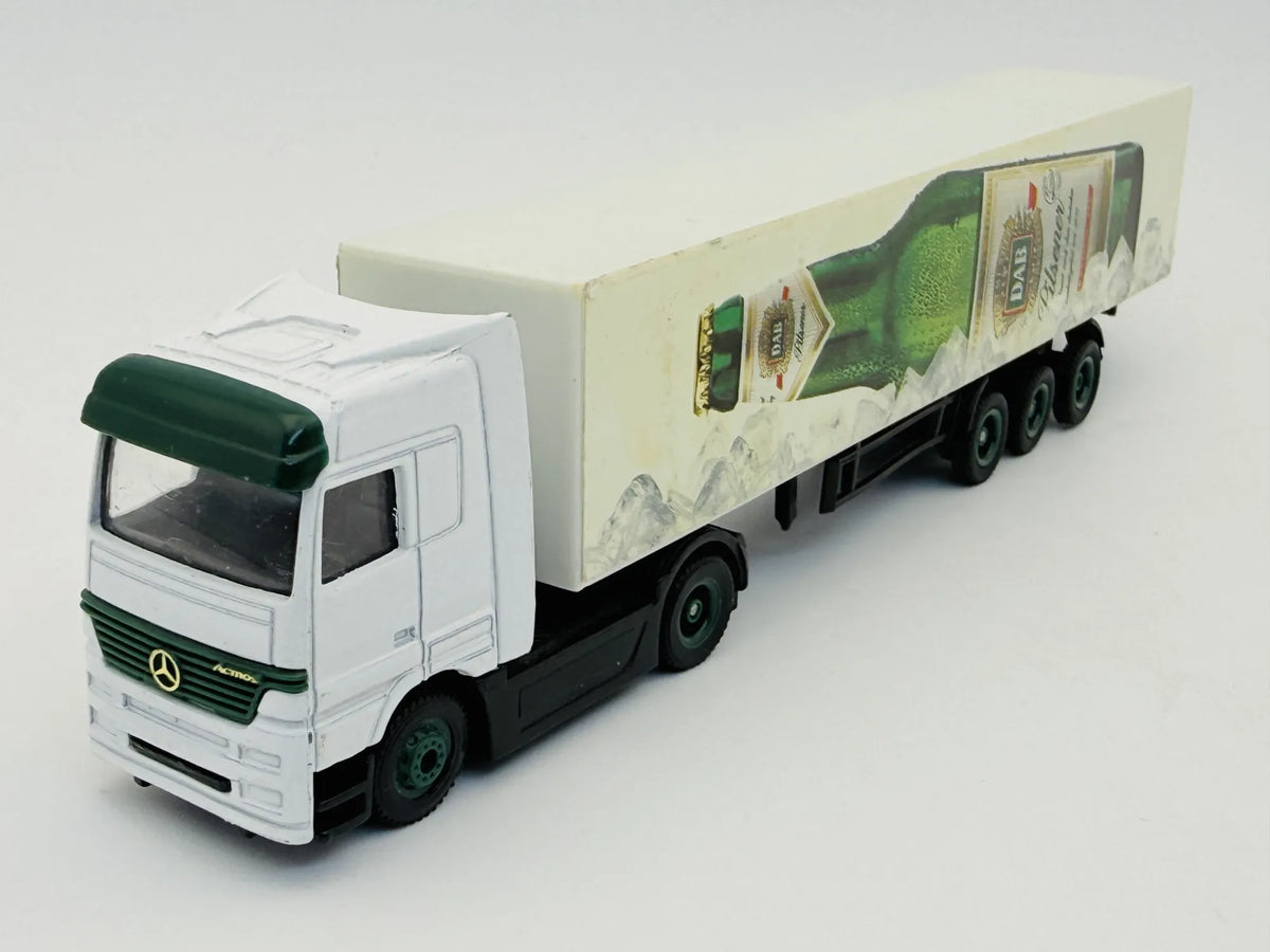 Mercedes-Benz High Speed 1:87 Ciężarówka KÖNIG PILSENER Luzak Biały – zdjęcie 7