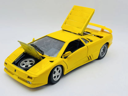 Lamborghini Diablo Maisto 1990 1:18 Luzak Żółty – zdjęcie 11