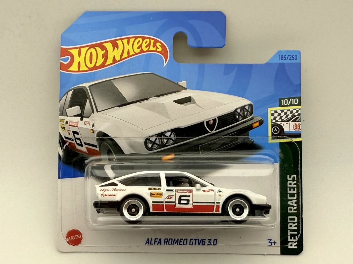 ALFA ROMEO GTV6 3.0 Retro Racers Hot Wheels 2023 Biały 1:64 – zdjęcie 9