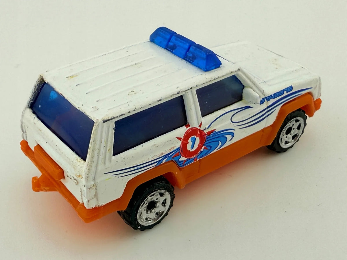 Jeep Cherokee Xj Mainline Majorette 1990S Biały 1:61 – zdjęcie 8