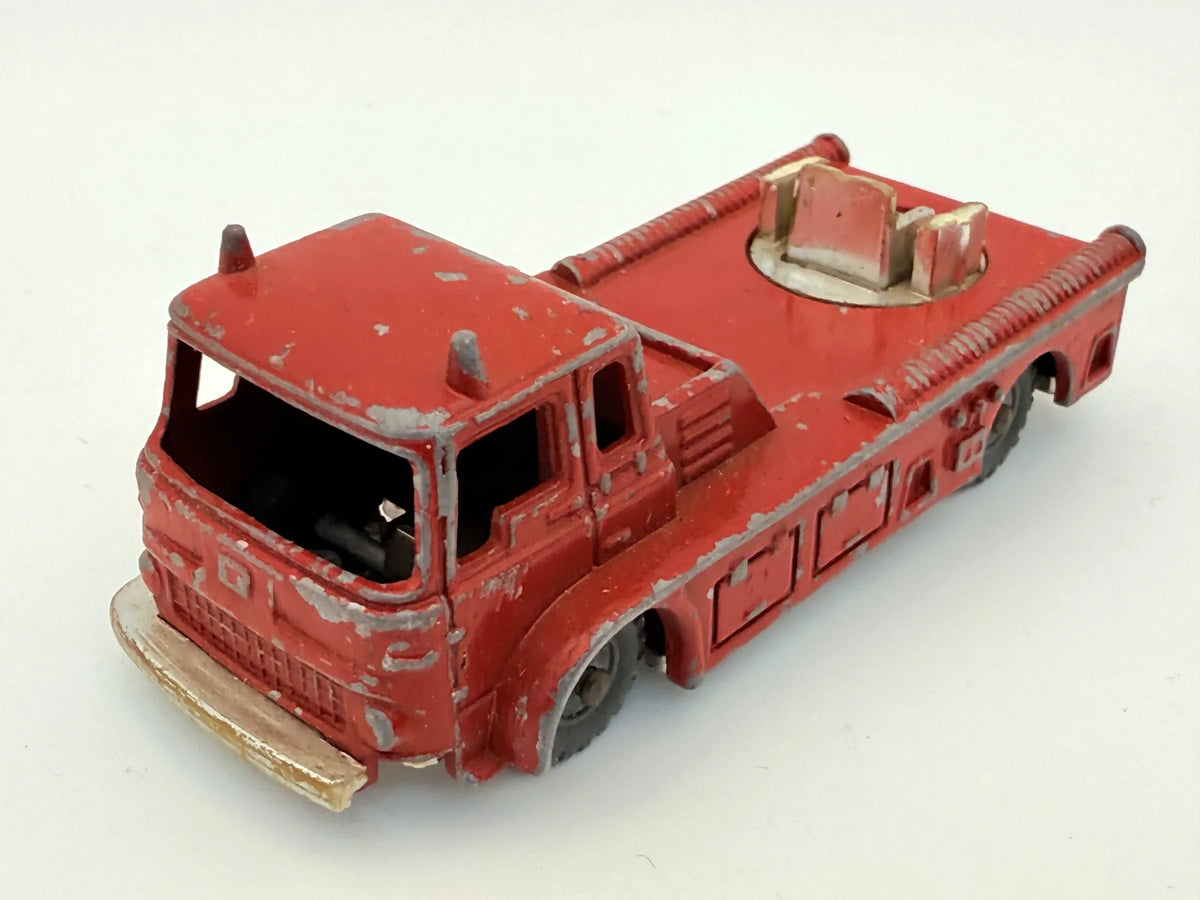 Simon Snorkel Fire Engine Husky Czerwony 1:64 Made in Wielka Brytania – zdjęcie 8
