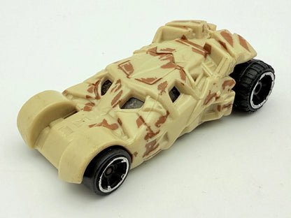 Batmobile Hot Wheels Beżowy 1:64 – zdjęcie 6
