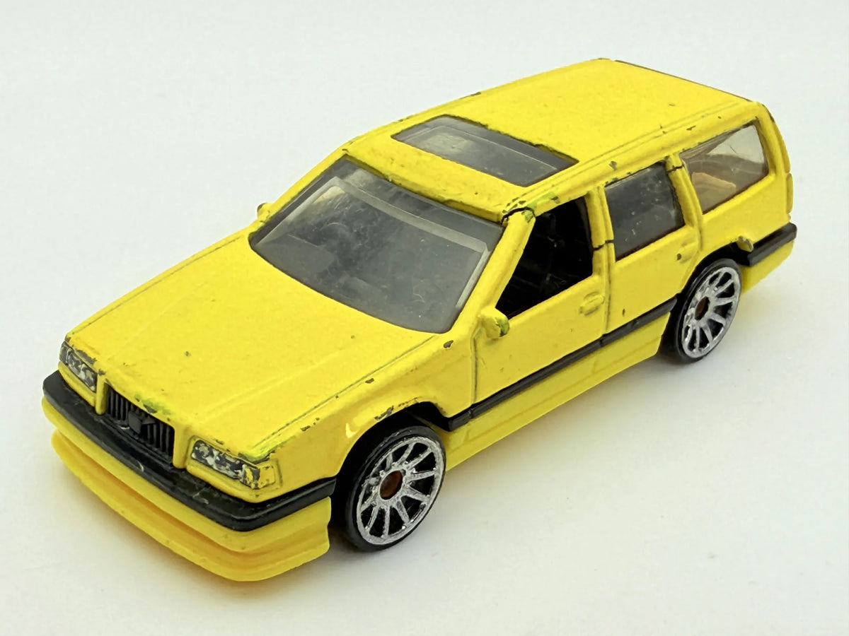 Volvo 850 Estate Hot Wheels Żółty 1:64 – zdjęcie 8
