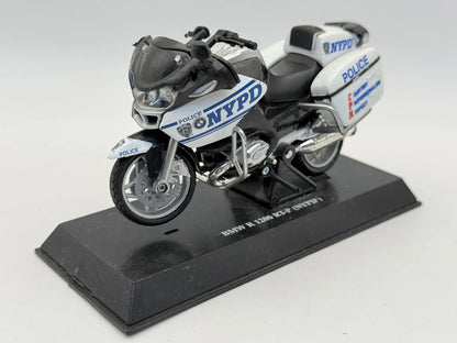 MOTOCYKL BMW R 1200 (NYPD) POLICJA New-Ray 2019 Biały 1:16 – zdjęcie 8