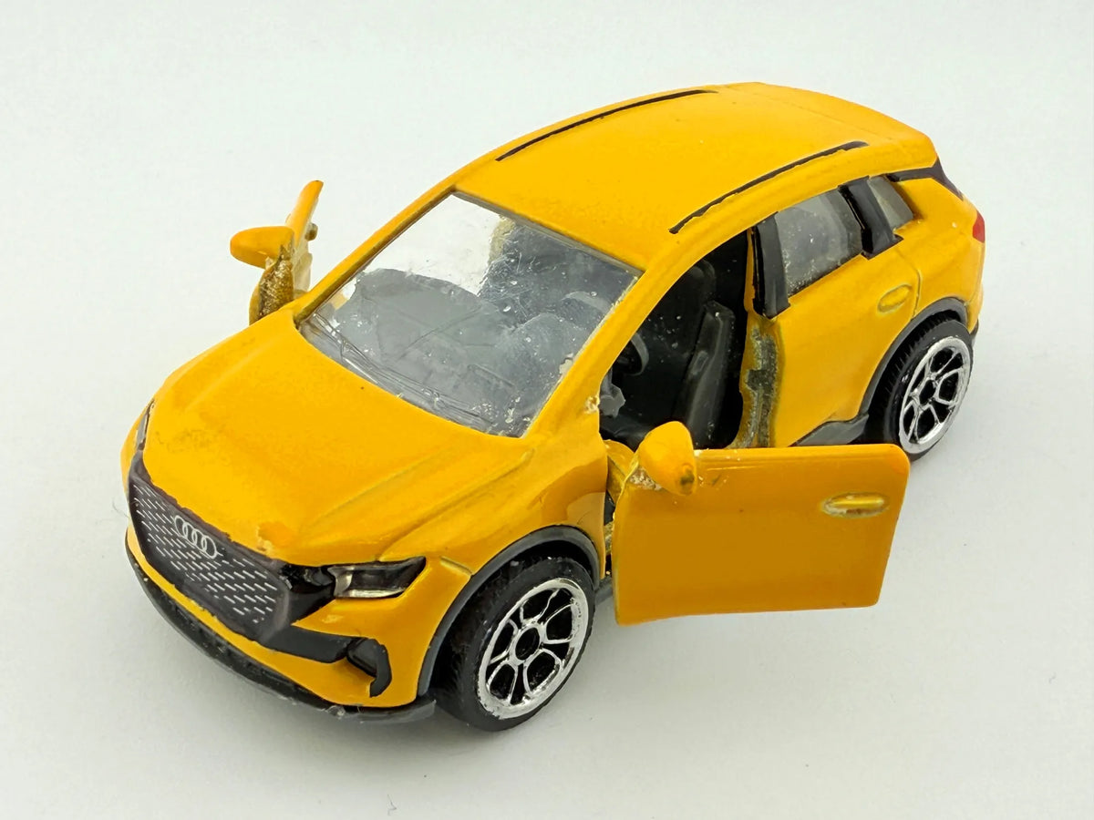 Audi Q4 E-Tron Majorette Żółty 1:62 – zdjęcie 10