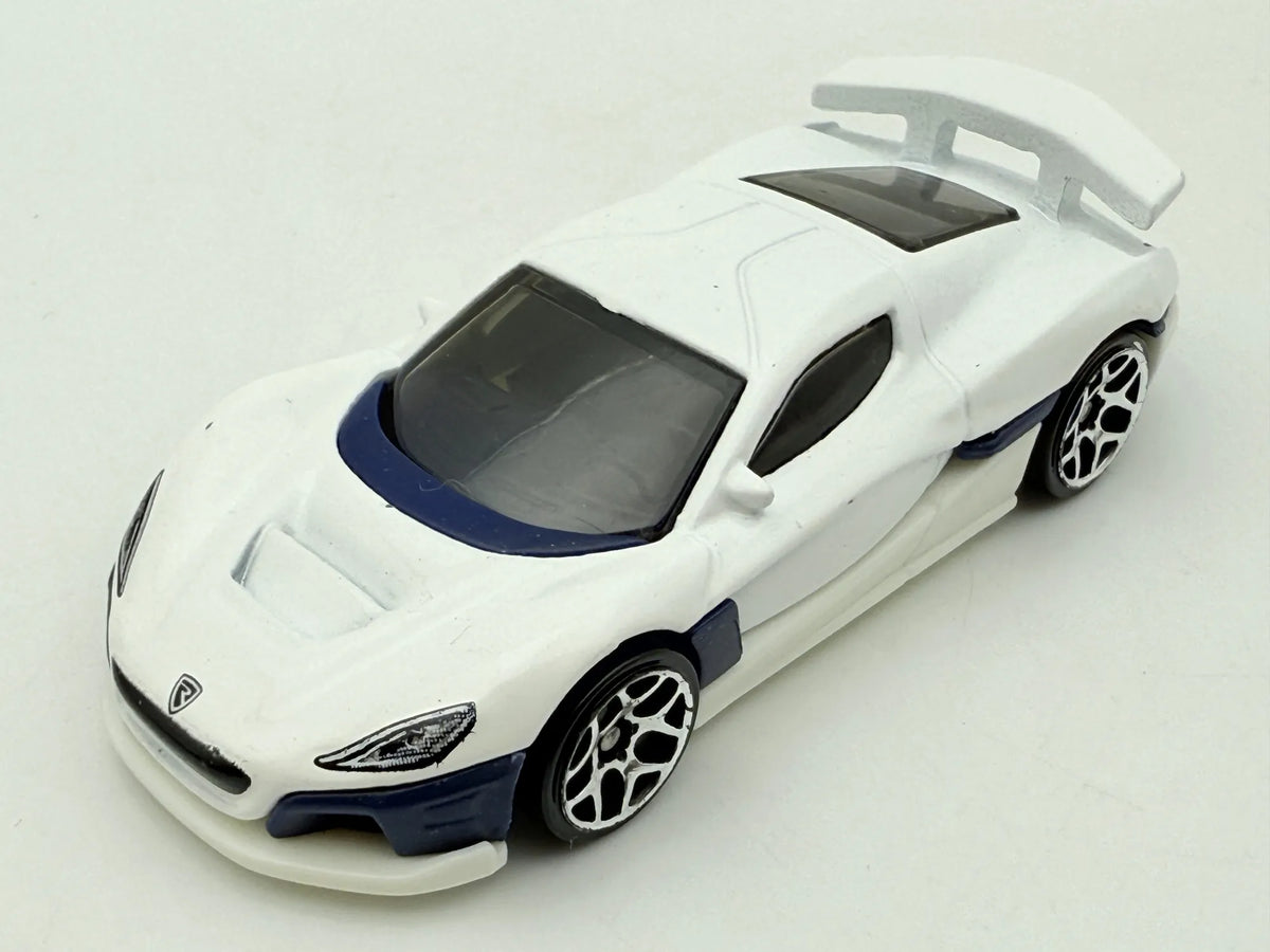 Rimac Nevera Hot Wheels Biała 1:64 – zdjęcie 9