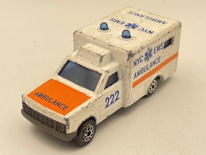 NYC EMS AMBULANCE 222, Majorette, Die cast No.255, Biały, 1:60, Resoraki – zdjęcie 8