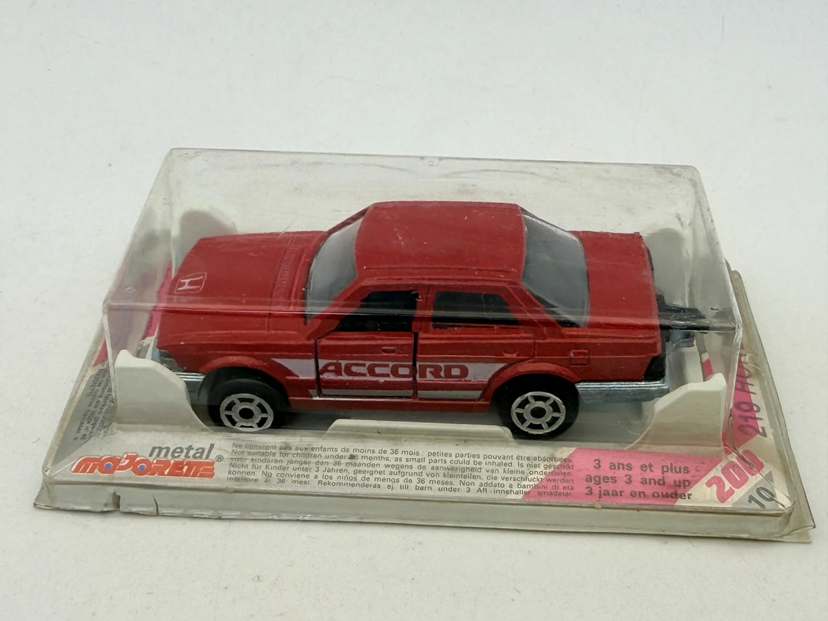 HONDA ACCORD Majorette '90 Czerwony 1:64 – zdjęcie 6