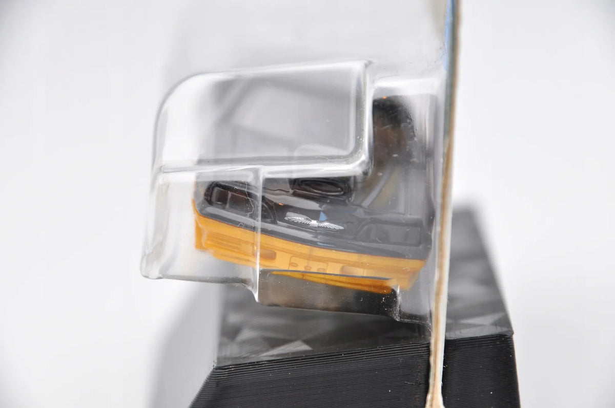 Aston Martin Dbs Hot Wheels Żółty 1:64 – zdjęcie 8