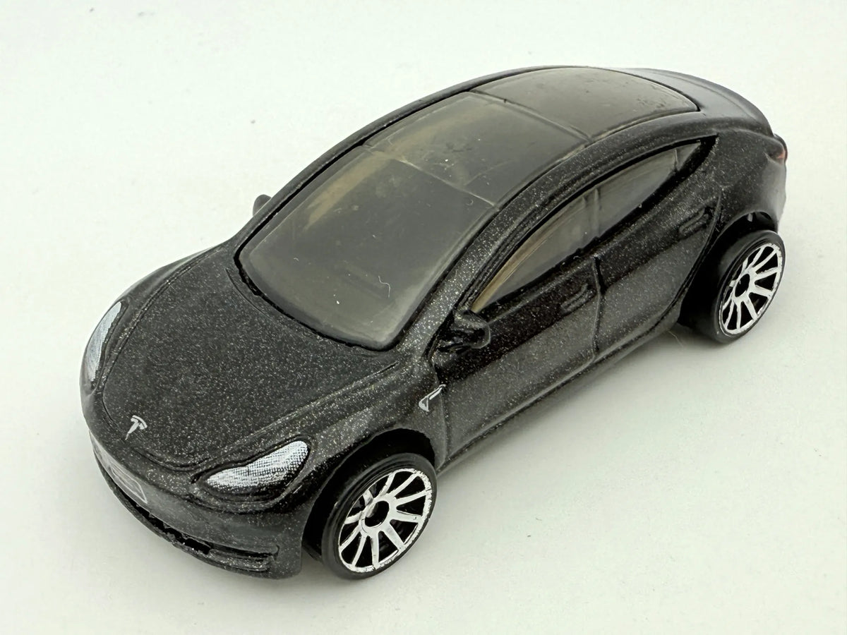 Tesla Model 3 Hot Wheels Czarna 1:64 – zdjęcie 10