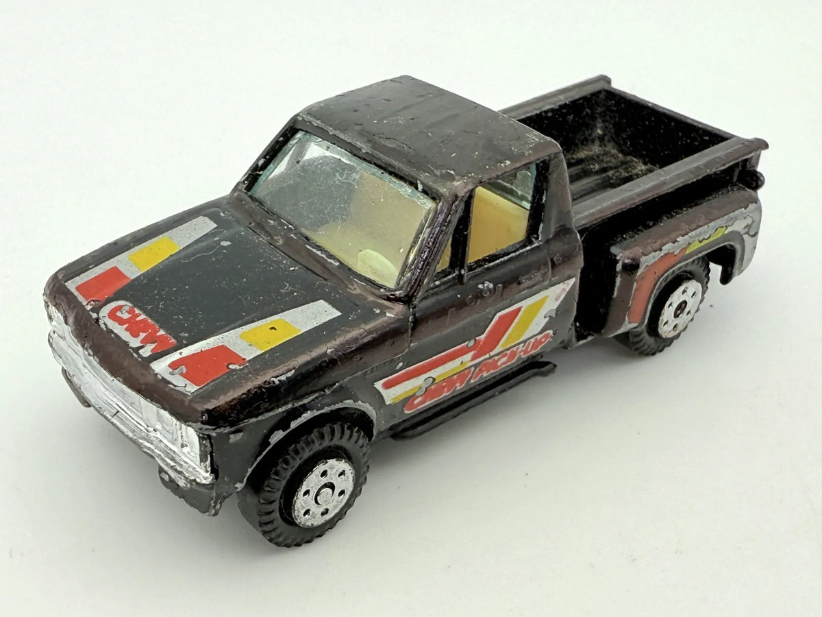 Chevy Pickup Yatming Brązowy 1:64 – zdjęcie 9