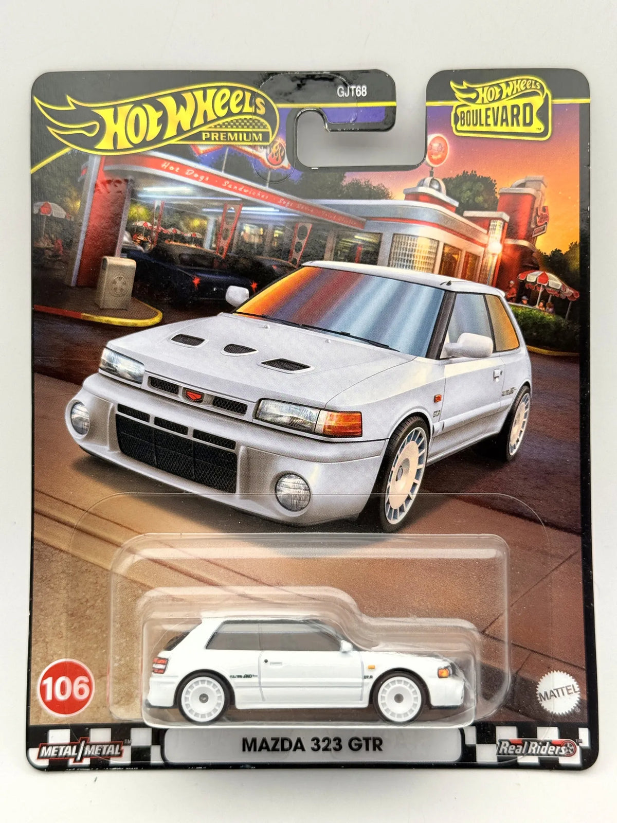 MAZDA 323 GTR Hot Wheels 2022 Biały 1:64 Hatchback – zdjęcie 9